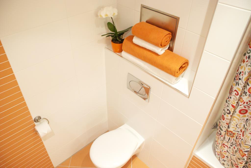 A Nice Place To Stay Apartments Прага Номер фото